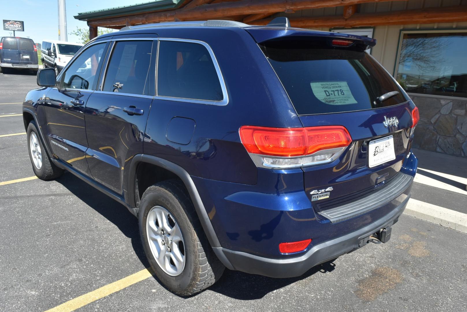 2014 Blue /Black Jeep Grand Cherokee Laredo (1C4RJFAG6EC) with an 3.6L V6 24 Valve VVT engine, 8-Speed Automatic transmission, located at 1600 E Hwy 44, Rapid City, SD, 57703, (605) 716-7878, 44.070232, -103.171410 - Photo#5